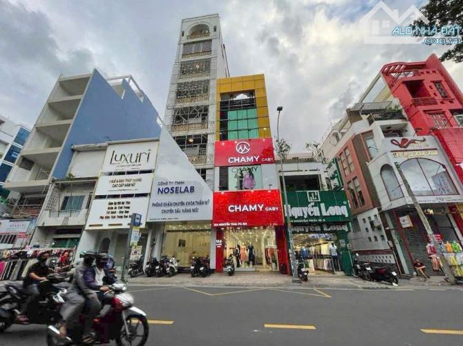 55 tỷ! Bán mặt tiền đường Nguyễn Trãi, Q.5 - 5x21m - 5 Tầng.