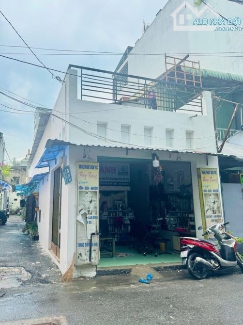 VŨ GẮNG CHUYỂN BÁN NHÀ CÁC QUẬN GÒ VẤP QUẬN TÂN BÌNH QUẬN 12 THÀNH PHỐ HỒ CHÍ MINH