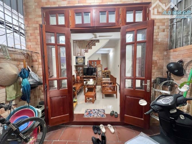 Bán nhà 3 tầng – Ngõ 146 đường 19/5 – Văn Quán – 47m² – giá 9.5 tỷ