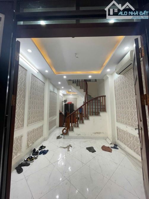 BÁN NHÀ NHÂN TRẠCH HÀ ĐÔNG – 5 TẦNG, NGAY GẦN CHỢ, Ô TÔ GẦN NHÀ