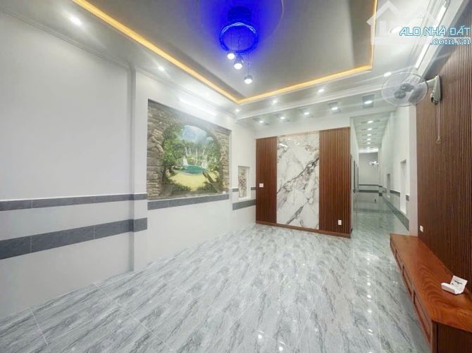 🏡CHỈ HƠN 50TR/M2 - NHÀ MỚI ĐẸP LUNG LINH 68M2 – HẺM XE HƠI TRẦN THỊ HÈ CÁCH MT NGUYỄN ẢNH