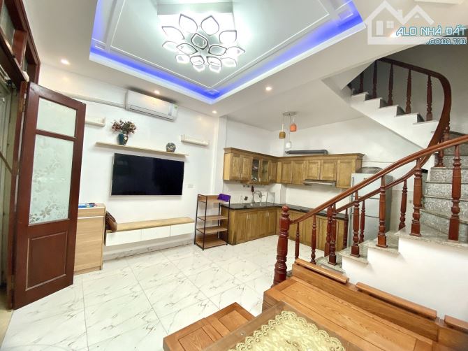NHÀ ĐẸP THÔNG CÁC NGẢ, QUANG TRUNG, LÊ TRỌNG TẤN, HÀ ĐÔNG, 5 TẦNG, 3 NGỦ, ĐỦ CÔNG NĂNG