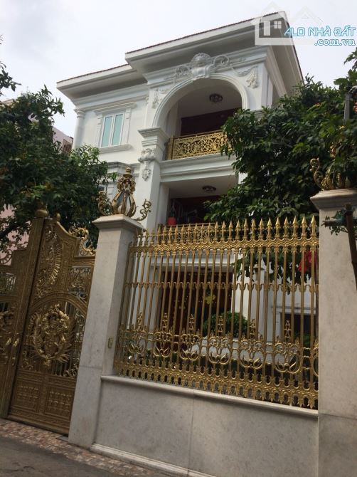 Khuôn đất hiểm! HXH đường Nguyễn Trọng Tuyển (10x21m) 209m2 - tiện xây mới - Giá 33 tỷ