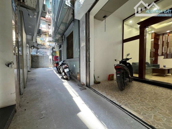 Nhà hiếm Tôn Đức Thắng – 47m² – 7 tầng hiện đại – full nội thất, ở ngay – Giá 11.8 tỷ!