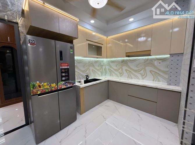 NHÀ NGANG 10M - 3PN - FULL NỘI THẤT XỊN - GÒ VẤP - 5.3 TỶ