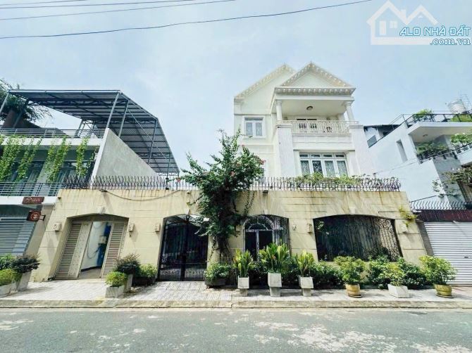 Bán cặp nhà đất biệt thự đường N9 khu D2D-Võ Thị Sáu; sổ hồng 288m2 ngang 16m giá 23 tỷ