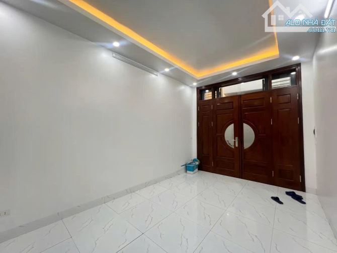 NHÀ ĐẸP XUÂN ĐỈNH, Ở LUÔN, CÁCH ĐẠI SỨ QUÁN HÀN 300M