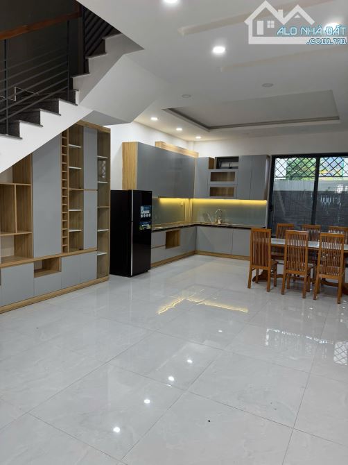 BÁN NHÀ 3 TẦNG ĐƯỜNG 16m , KĐT MỸ GIA GÓI 2 , GIÁ 8,2 TỶ