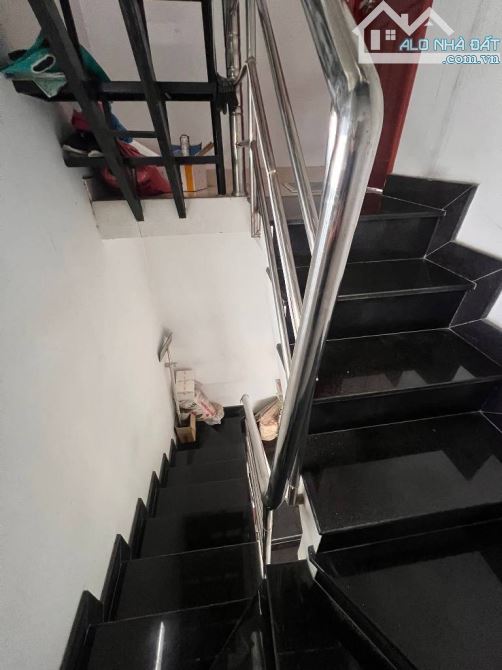 Trường Chinh, Nhà Ga T3,4 Tầng, Ngang 5m, 22m2 , sổ Vuông Giá chỉ 3.88 Tỷ TL