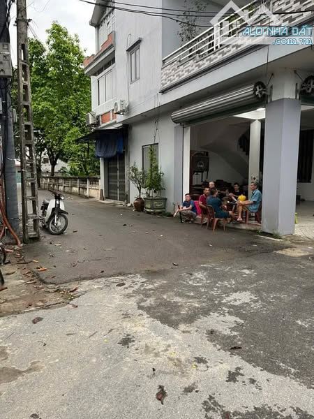 Mảnh đất thư lâm 4,2x tỷ 10m ra view hồ 15m ra đường 7m ô tô đã trải nhựa