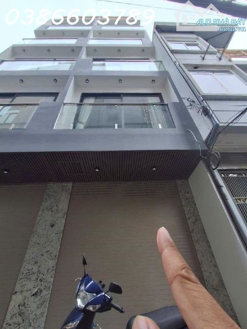 SIÊU PHẨM HOA LÂM 6TẦNG - Ô TÔ VÀO NHÀ Ở CỰC SƯỚNG - ĐT GIỮ TIỀN ỔN ĐỊNH