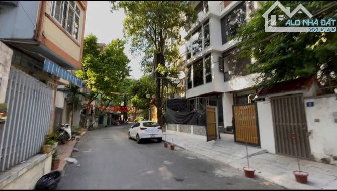 BÁN NHÀ PHÂN LÔ MỸ ĐÌNH- DIỆN TÍCH 70M2, Ô TÔ TRÁNH, VỈA HÈ RỘNG- GIÁ 15.8 TỶ.