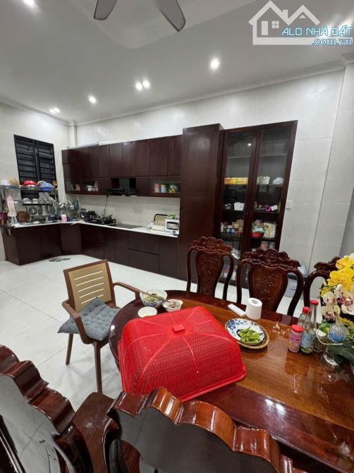 BÁN NHÀ ĐƯỜNG XUÂN HỒNG NGANG BỆNH VIỆN NHI ĐỒNG CẦN THƠ
