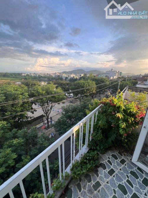🚀 ĐẦU TƯ VÀNG – NHÀ 4 TẦNG KINH DOANH ĐỈNH CAO, DÒNG TIỀN 15 TRIỆU/THÁNG💥