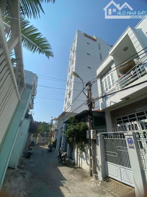 🌸🙋‍♀️ Bán nhà hẻm đường Nguyễn Thị Minh Khai ,p Phước Hoà .Tp Nha Trang.