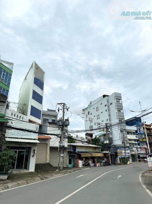 Bán CHDV 5 tầng-72M2-Huỳnh Tấn Phát giáp Quận 4-sẵn dòng tiền 30 triệu/tháng,hơn 8 tỷ
