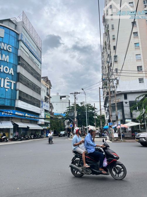 🏢 SIÊU TÒA NHÀ 9 TẦNG – GÓC 2 MT TÂN MỸ –  TÂN PHÚ  – QUẬN 7 GIÁ 138 TỶ