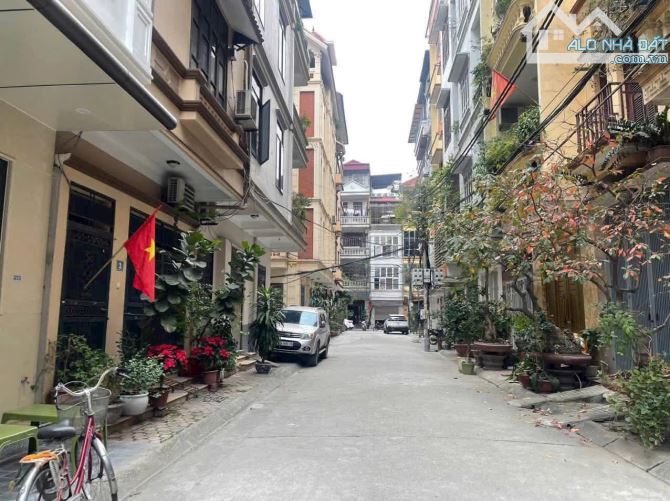NHÀ PHỐ NGĨA ĐÔ - TRUNG TÂM CẦU GIẤY - KINH DOANH ĐỈNH CAO  79m, 4 tầng giá nhỉnh 28 tỷ
