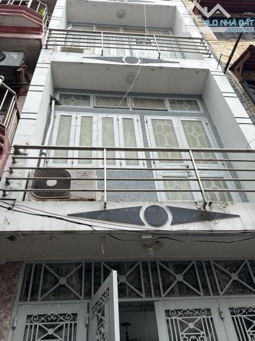 BÁN NHÀ ĐƯỜNG HOÀNG SA P5 QUẬN TÂN BÌNH, DT 47m2- NHÀ 4 TẦNG BTCT ĐẸP Ở LUÔN. GIÁ 9,4 tỷ