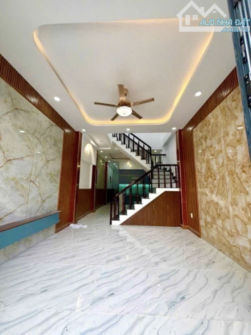 Nhà đẹp mới xây 2 tầng 3PN 4x18.3M ngay Khu đô thị BÌNH NGUYÊN Làng ĐẠI HỌC QUỐC GIA TPHCM