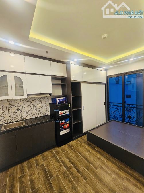 BÁN TÒA CCMN 35PKK: DÒNG TIỀN KHỦNG 130TR/TH – GẦN ĐH CÔNG NGHIỆP HN, NHỔN