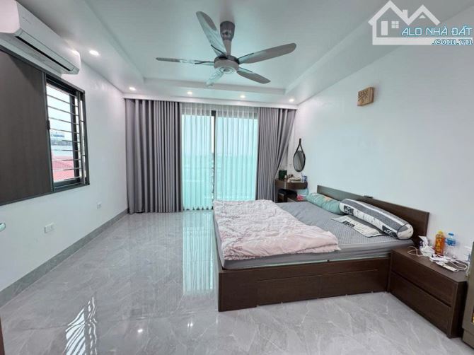 Đại hạ giá, cần bay siêu phẩm Phạm Văn Đồng 60m2 MT 7m ngõ ô tô gần phố kinh doanh