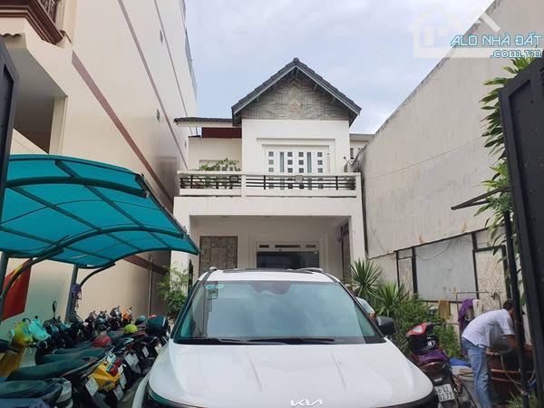 Nhà Mặt Tiền Đường Vũ Ngọc Phan Quận Bình Thạnh Phường 13 Cũ.