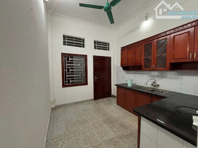 pHÂN LÔ QUAN HOA – NGÕ THÔNG – ÔTÔ – 45M² – 4 TẦNG – 11.5 TỶ (DCG91576)
