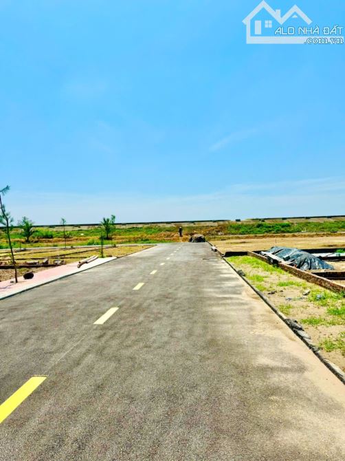 Bán gấp đất mặt biển Giao Phong. (208m2 giá thấp hơn thị trường)