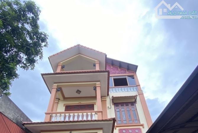 NHÔ 6 TỶ  -NHÀ DÂN XÂY 2 THOÁNG-TIỆN ÍCH NGẬP TRÀN - ĐƯỜNG THÔNG OTO NGỦ TRONG NHÀ