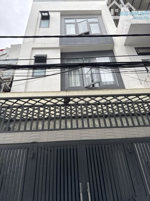 BÁN NHÀ ĐƯỜNG CMT8- P5-QUẬN TÂN BÌNH- DT 46m2- 4 TẦNG BTCT MỚI ĐẸP VÀO Ở LUÔN- GIÁ 7,4 tỷ.