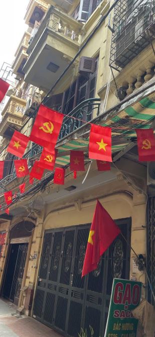 Cho thuê nhà ô tô, kd, vp Phan Văn Trường, Cầu Giấy, 56m2, 5 tầng, 6 ngủ, 25tr