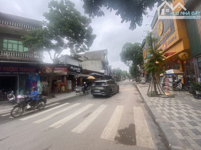 Lương Quy, Xuân Nộn, Đông Anh SIÊU PHẨM TRỤC CHÍNH KINH DOANH 55m2 Ô TÔ TRÁNH chỉ HƠN 4 TỶ