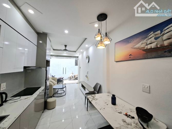 Quang Trung-Hà Đông, 33m2, 4 tầng, mặt tiền 3.4m, 2 ô tránh cách nhà 15m