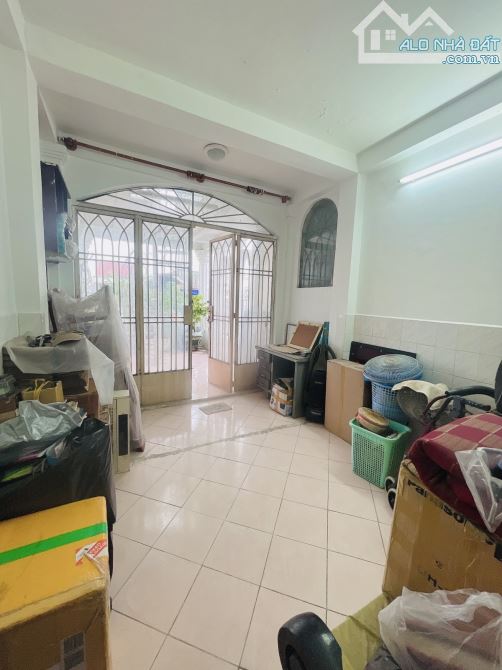💥 MẶT TIỀN KINH DOANH NGAY CHỢ – NHẬT TẢO Q.10 💥  📍 Nhật Tảo, P.4. 📐 DT: 26m² - 10