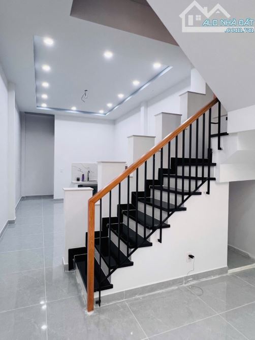 🆘 VÍP GÒ DẦU - HẺM 1/ 7M - KHÔNG LỘ GIỚI - DIỆN TÍCH 67m2 - 2 TẦNG - CHỈ 8,4 TỶ. - 10