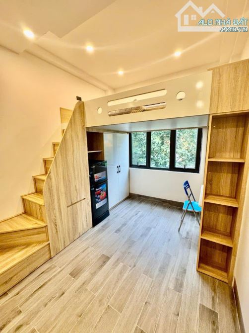 Bán CCMN Nguyễn Trãi, Sát vách Đại Học Khoa Học Tự Nhiên, 60m2x6T, Giá 18.8 tỷ, 10p KK - 10