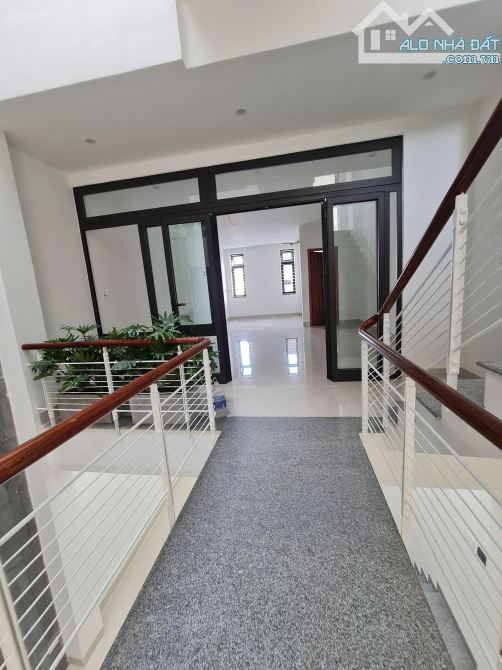 Cho thuê nhà mới mặt tiền đường Trịnh Đình Thảo, Cẩm Lệ, Tp Đà Nẵng - 10