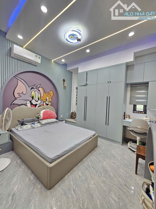 5Tỷ 🔥👉 NHÀ PHỐ HOÀN CÔNG, FULL NỘI THẤT KDC gần Ngã Tư Miếu Ông Cù, chợ Phú Phong - 11