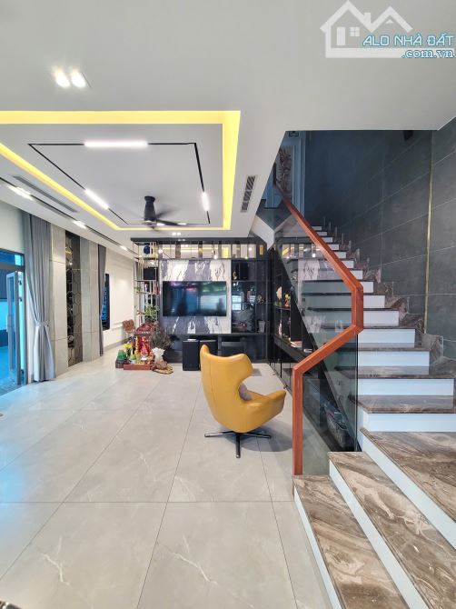 11Tỷ900__180m2 (10x18m) 🔥👉 Biệt Thự Hoàn Công KDC Việt Sing__ra Ngã 6 An Phú chỉ 500m - 11