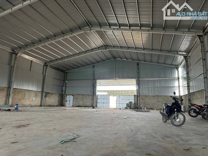 Cho thuê xưởng 1000m2 bắc sơn trảng bom mới 100% giá tốt chỉ 30 triệu quá rẻ - 1
