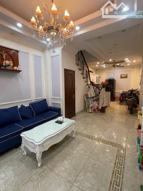 BÁN NHÀ BÁT KHỐI, ÔTÔ ĐỖ CỬA: 40m2 - 5 tầng - giá 7.2 tỷ - 1