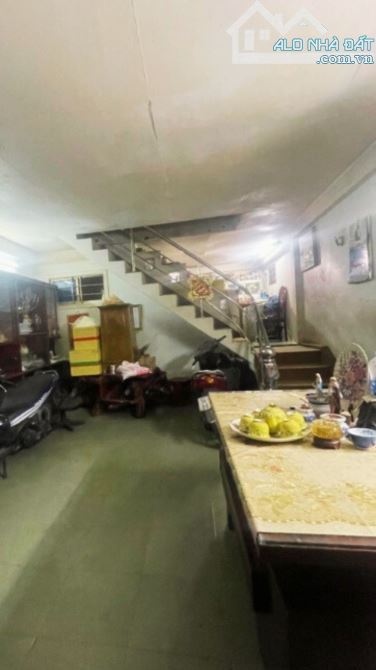 🏠 BÁN NHÀ PHẠM THẾ HIỂN, P.7, Q.8 - NGANG 10M, TÁCH 2 LÔ ĐƯỢC - 7.X TỶ. - 1