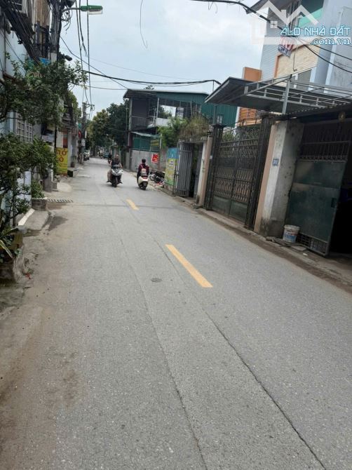 GIÁ TỐT -  32M2 MT4M đất Bắc Cầu, Bồ Đề,Oto Ra Vào 4ty7 - 1