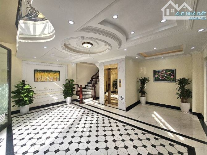 SIÊU PHẨM HIẾM  LÔ GÓC  NỞ 6 TẦNG THANG MÁY  OTO TRÁNH  NHÀ ĐẸP PHỐ SÀI ĐỒNG DT50M 6T 11, - 1