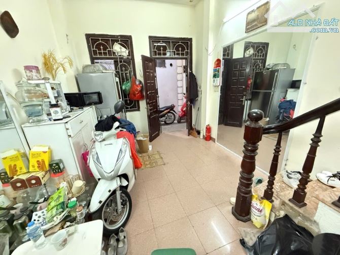 Bán nhà nhỏ đẹp ngõ phố Đội Cấn - 1