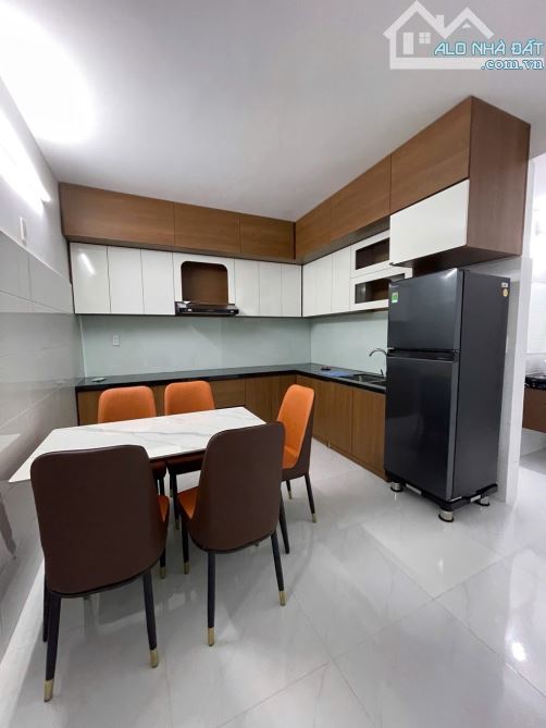 Bán nhà mặt tiền Bình Hoà Khuê Trung 2 tầng 4pn full nội thất - 1