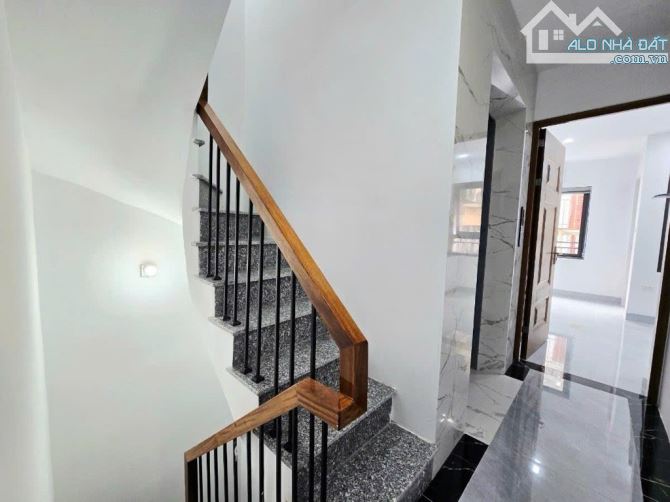 TÒA CCMN MẶT NGÕ CẠNH PHỐ HOÀNG QUỐC VIỆT PHƯỜNG NGHĨA ĐÔ 50M2 X 7 TẦNG GIÁ CHÀO 17 TỶ - 1