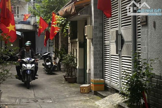 Bán nhà hẻm, Duy Tân, Tân Bình, 55.4 m² (4.3m x 13m), 2 phòng ngủ - Giá 6.7 tỷ TL - 1