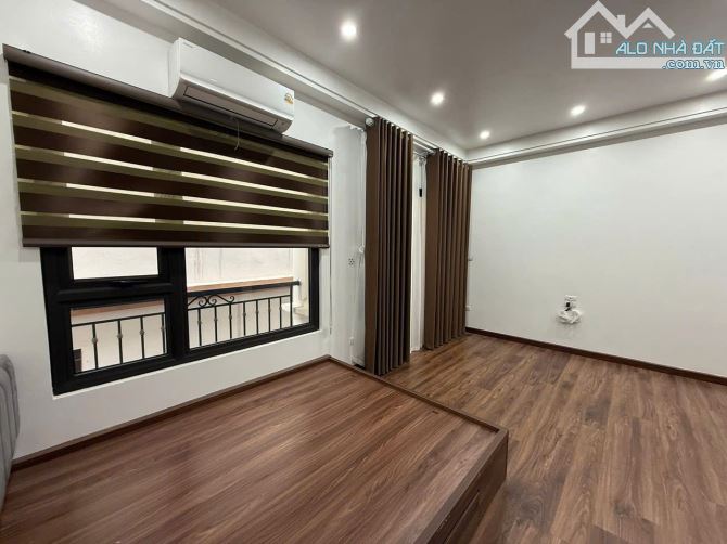 Cực hiếm phố Nguyên Hồng, ô tô tránh, kinh doanh – 50m² chỉ 25 tỷ. - 1
